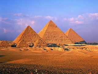 Los piramides de Gizeh