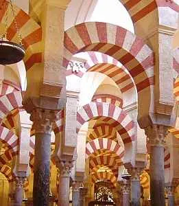 Detalle del interior de la Mezquita de Córdoba Mezquita de Córdoba