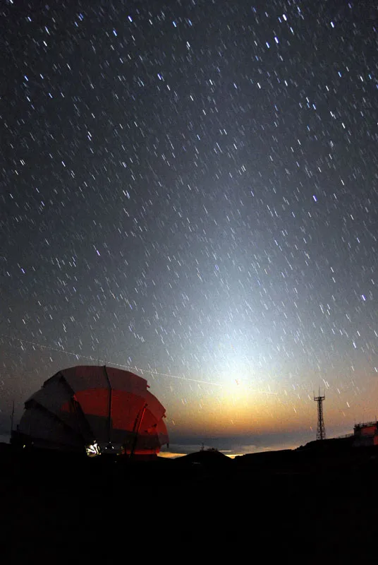 La Luz Zodiacal y el Falso Amanecer