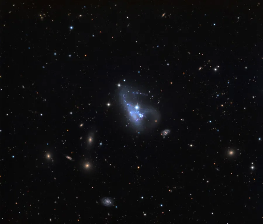 NGC 3239 y SN 2012A