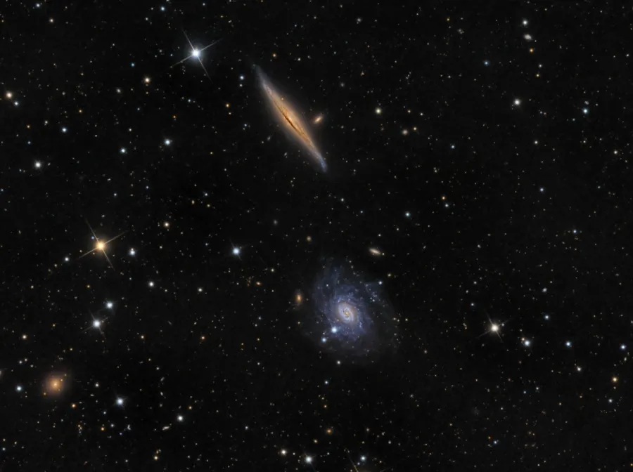 NGC 5965 y NGC 5963 en Draco