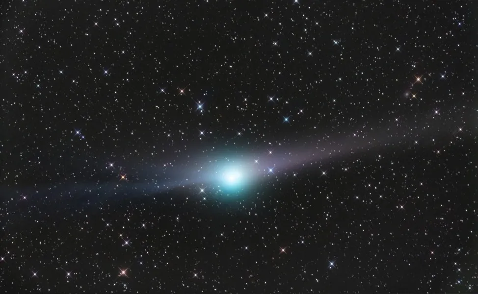 Al Cometa Garradd le ha salido otra cola más