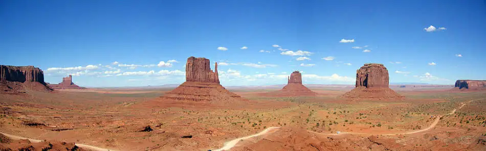 El Valle de los Monumentos de día