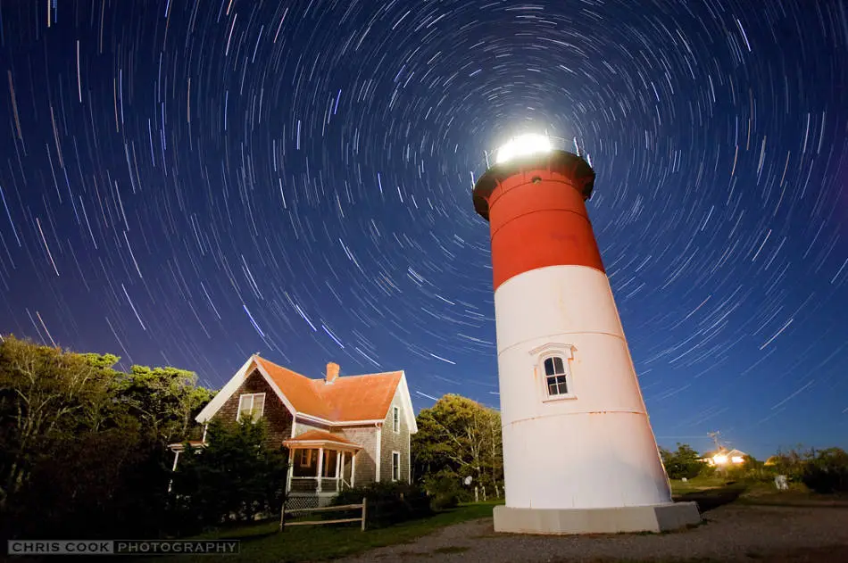 La Luz de Nauset y Rastros Estelares