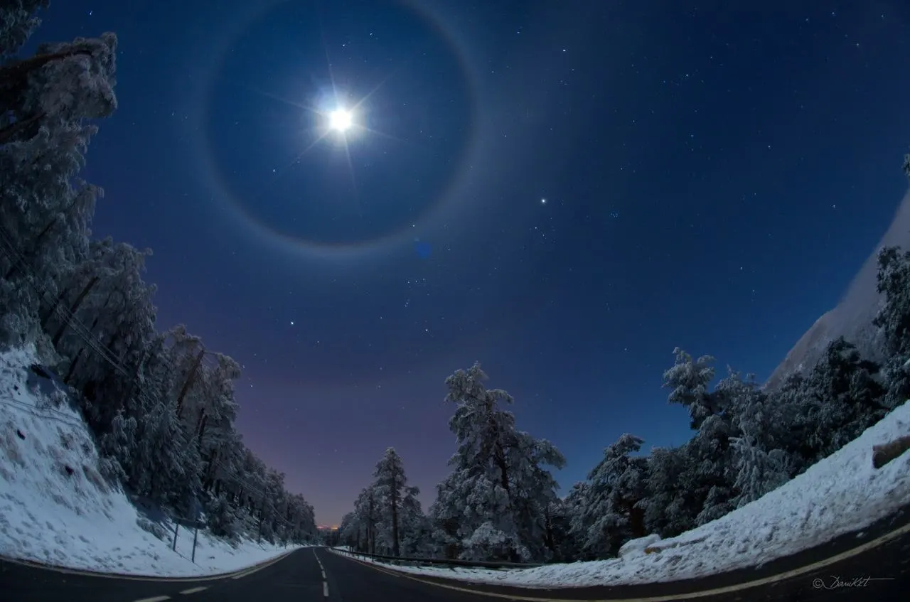 Un Cuádruple Halo Lunar sobre España