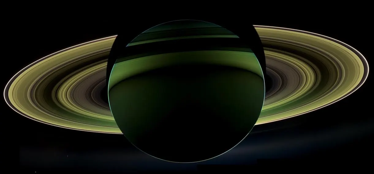 Saturno de Noche