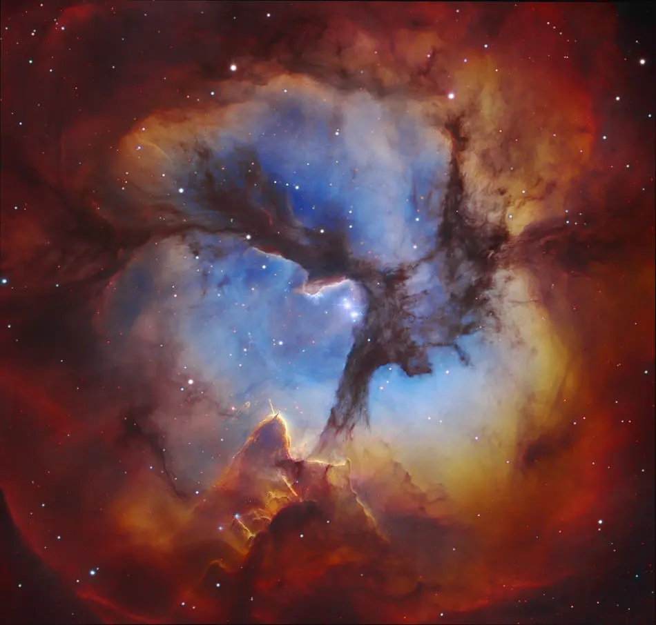 En el Centro de la Nebulosa Trífida
