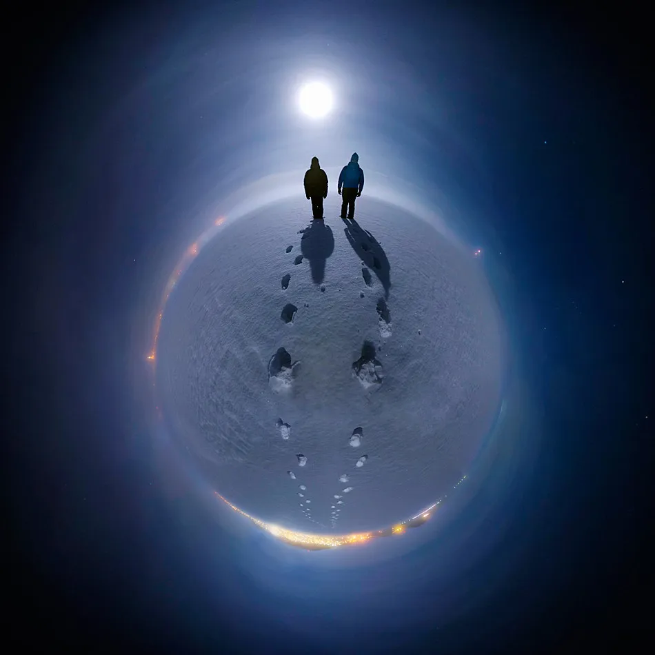 Luna de la Nieve para un Planeta de la Nieve
