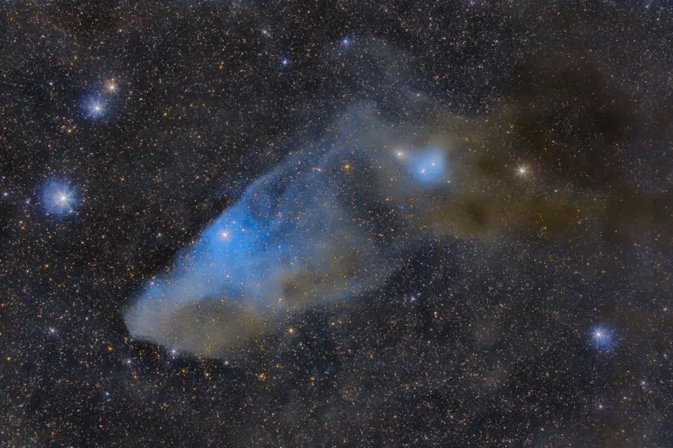 IC 4592, La Nebulosa de Reflexión de la Cabeza de Caballo Azul