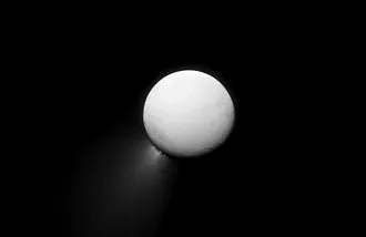 El Hermoso Plumaje de Encélado