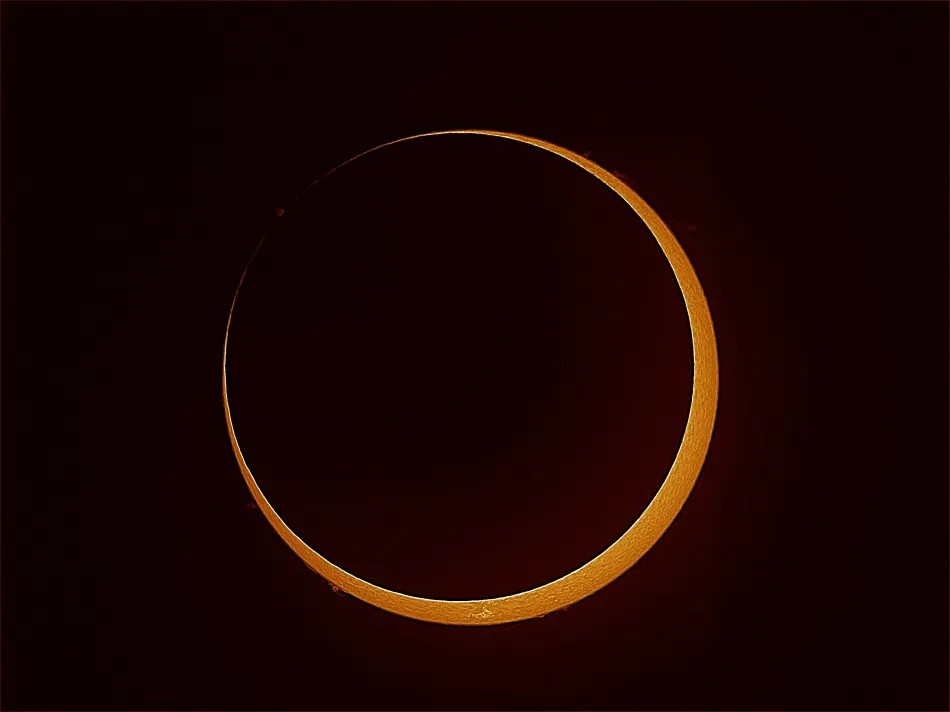 11 de mayo de 2013: El Eclipse Anular desde Cabo York
