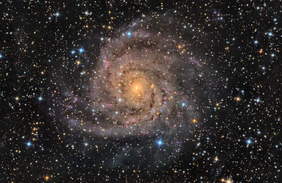 18 de julio de 2013: La Galaxia Escondida IC 342